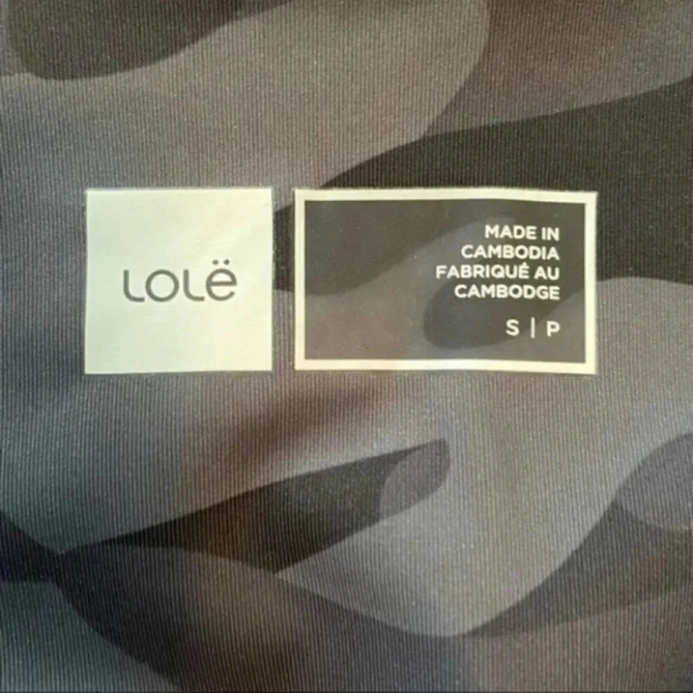 Lolë Activewear Workout Leggings Gym Grey Black Camouflage Print  Small NWT - Picture 8 of 12